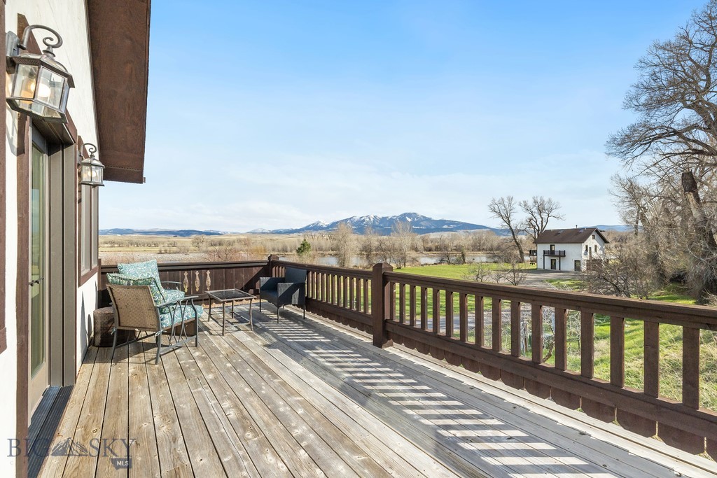 388 Old Clyde Park Road, Livingston MT 59047