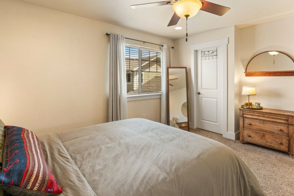 3891 Galloway Street, Bozeman MT 59718