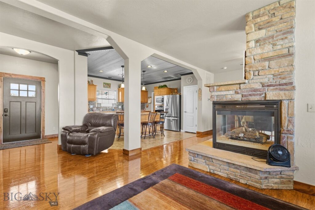 395 Parker Drive, Belgrade MT 59714