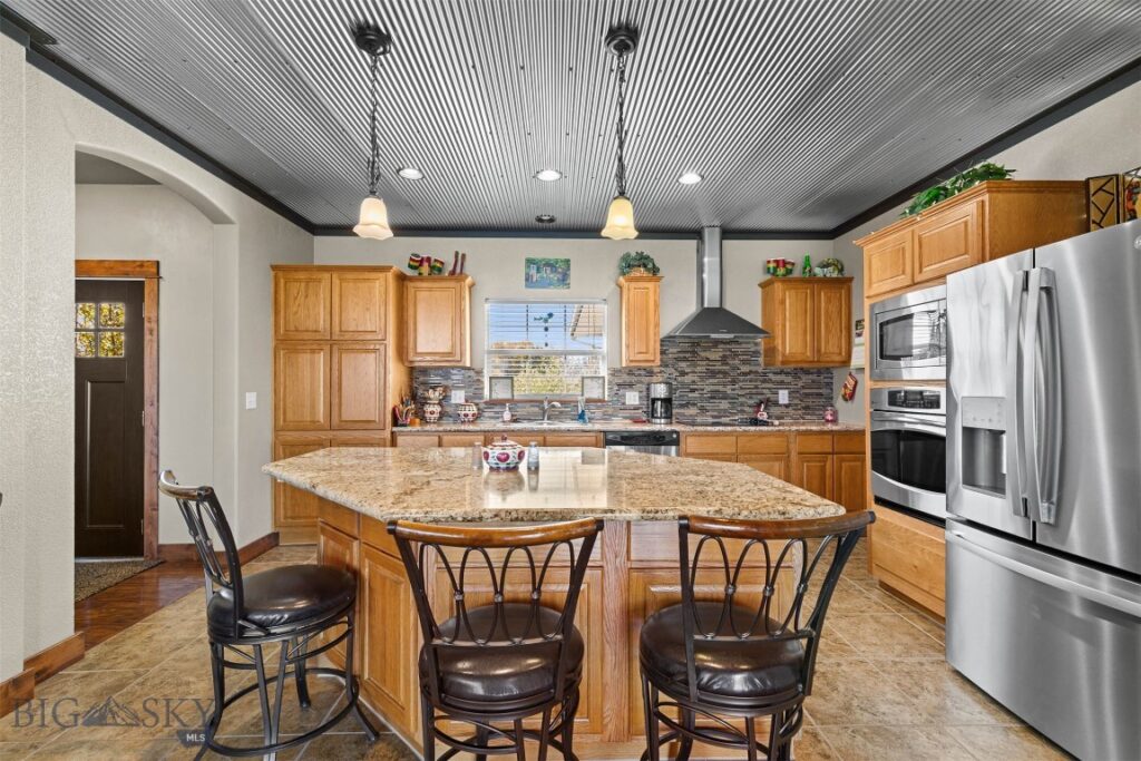 395 Parker Drive, Belgrade MT 59714