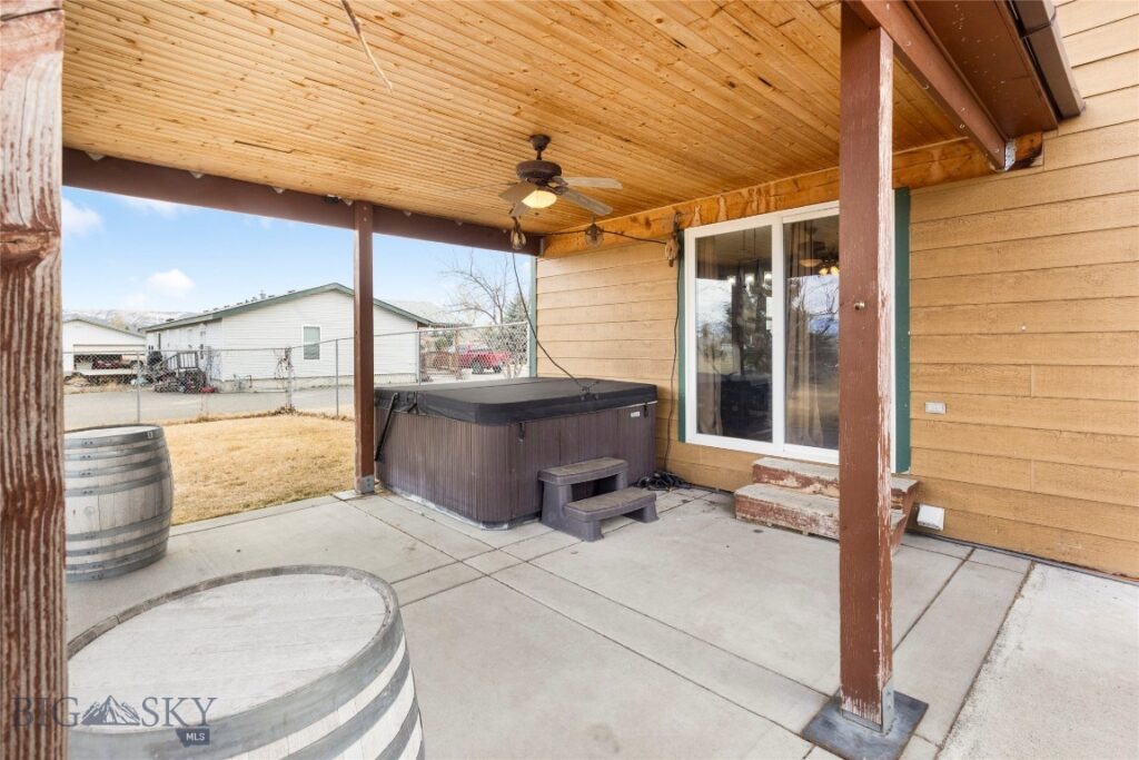 395 Hereford Road, Belgrade MT 59714