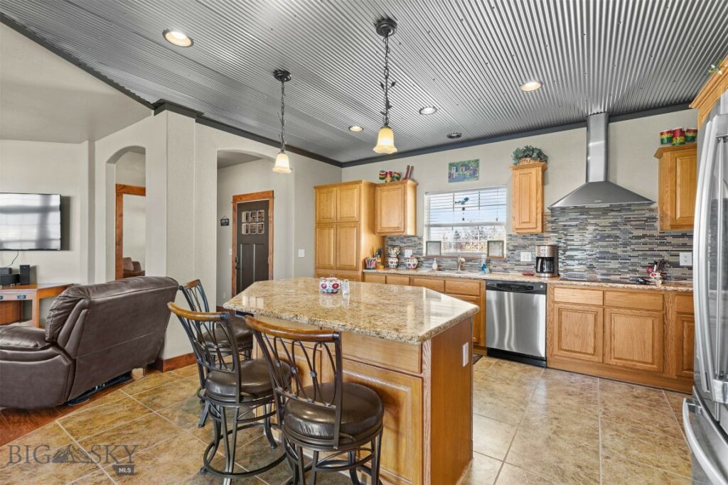 395 Parker Drive, Belgrade MT 59714