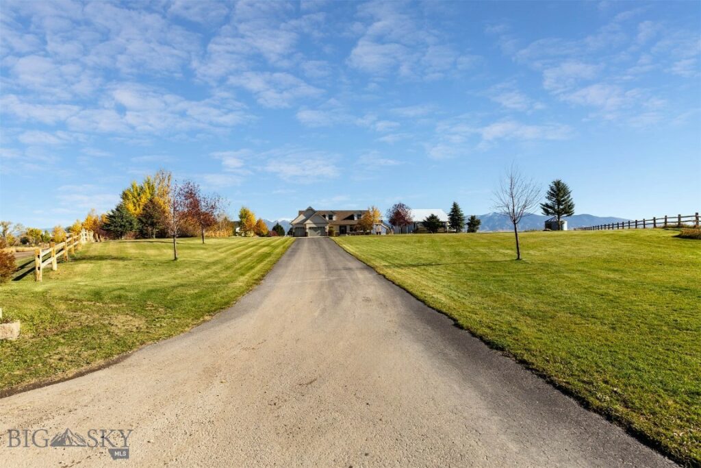 395 Parker Drive, Belgrade MT 59714