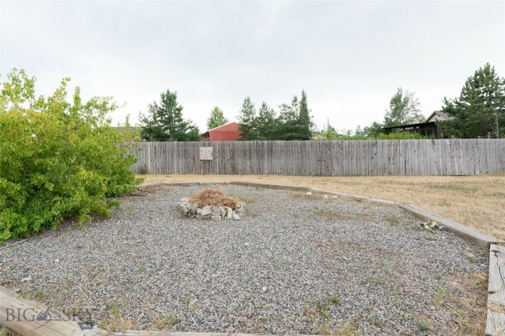 396 Buckskin Road, Belgrade MT 59714