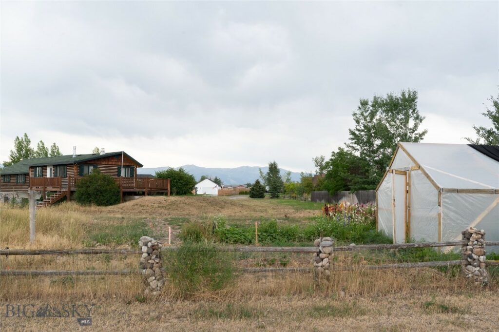 396 Buckskin Road, Belgrade MT 59714