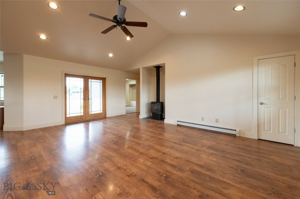 396 Buckskin Road, Belgrade MT 59714