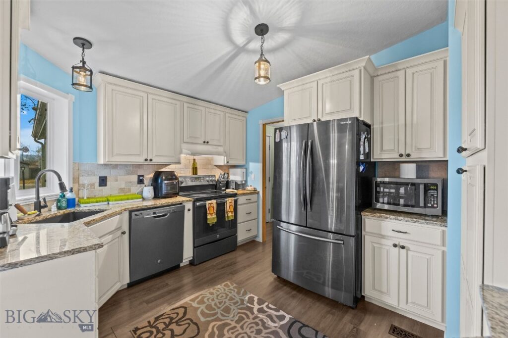 396 Green Belt Drive, Belgrade MT 59714