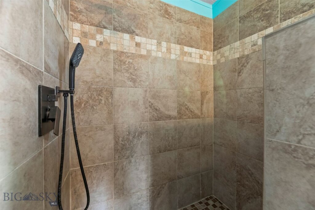 396 Green Belt Drive, Belgrade MT 59714