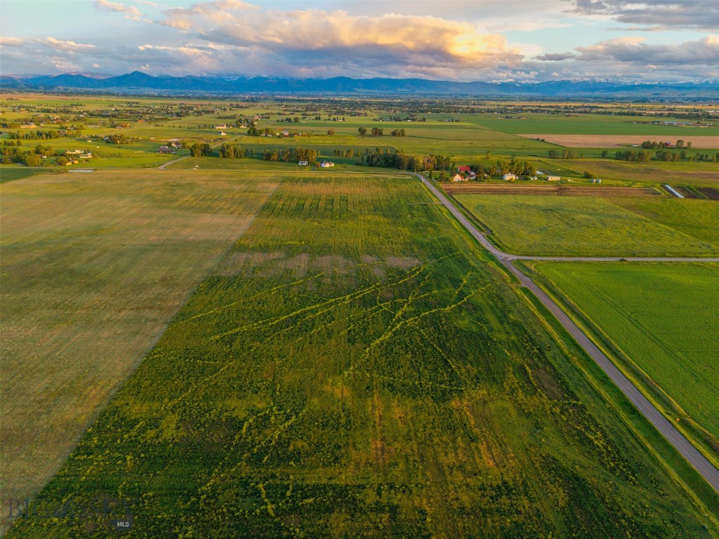 3961 Penwell Bridge Road, Belgrade MT 59714