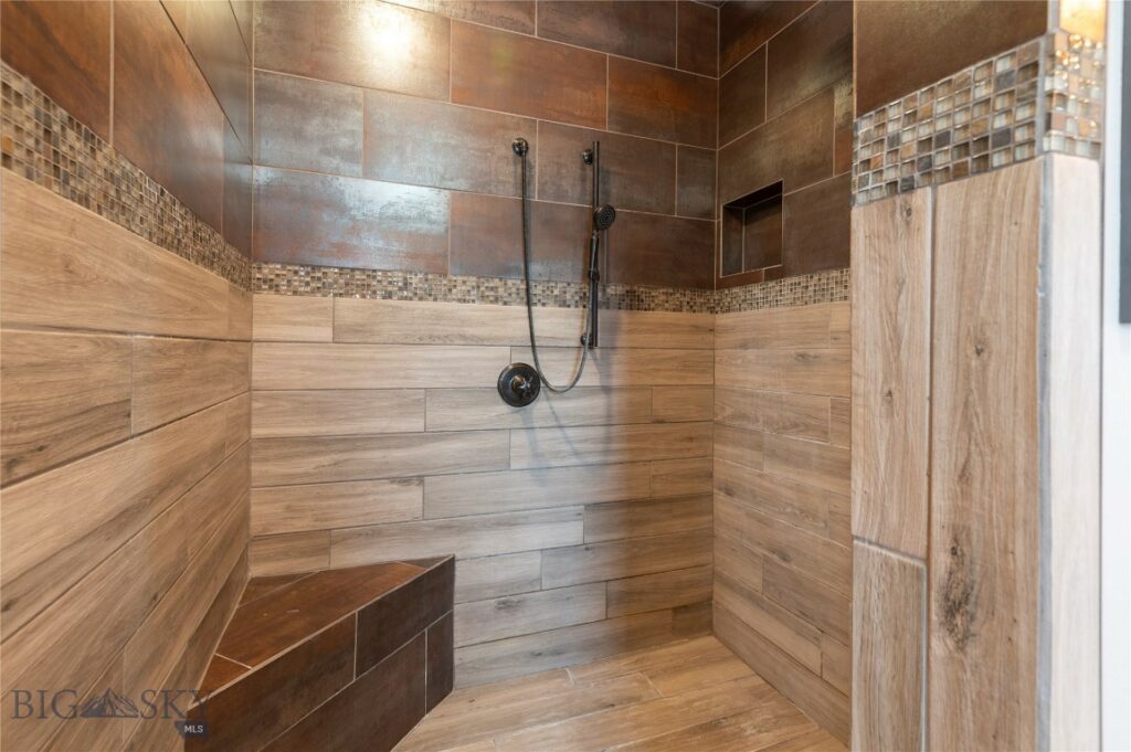 4 Rattlesnake Road, Livingston MT 59047