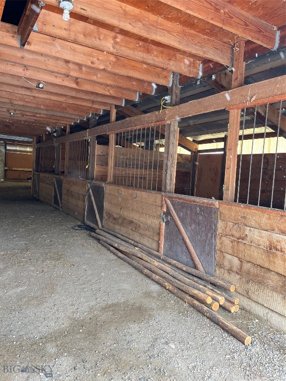 4 Rattlesnake Road, Livingston MT 59047