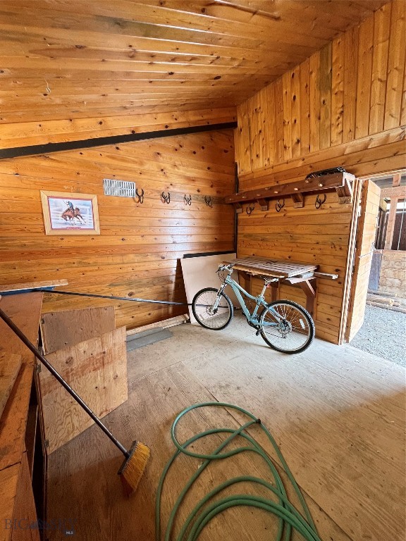 4 Rattlesnake Road, Livingston MT 59047
