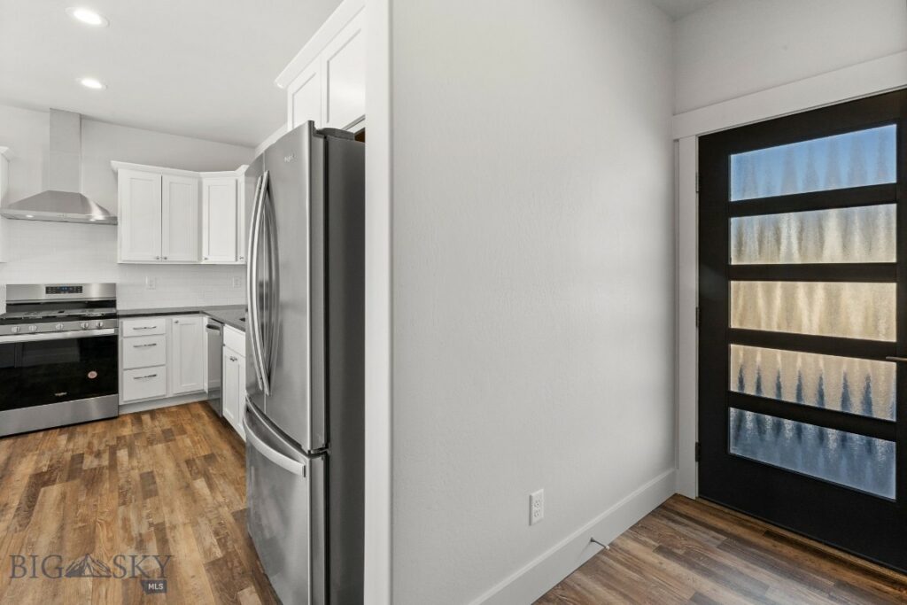 40 Horseshoe Loop, Bozeman MT 59718
