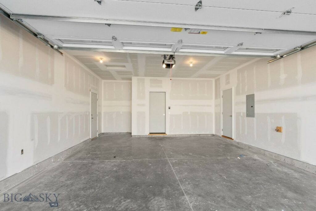 40 Horseshoe Loop, Bozeman MT 59718