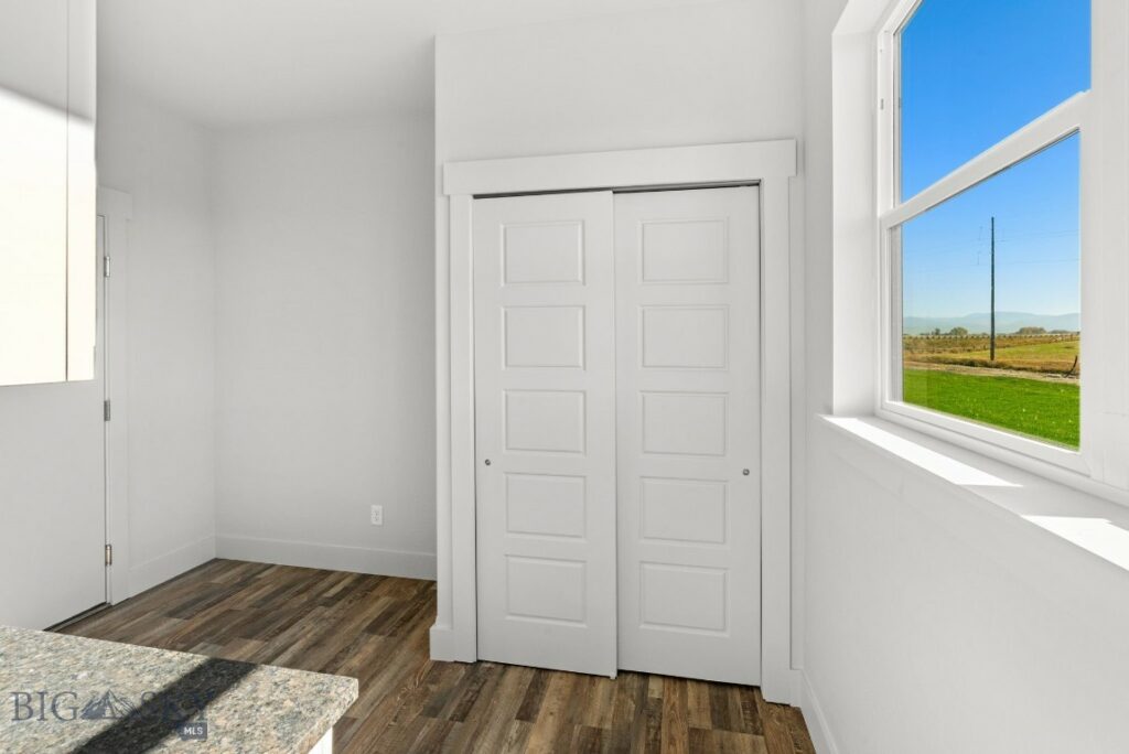 40 Horseshoe Loop, Bozeman MT 59718