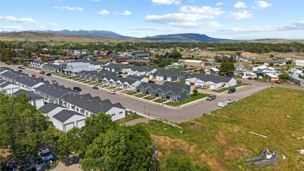402 Brookline Street, Livingston MT 59047