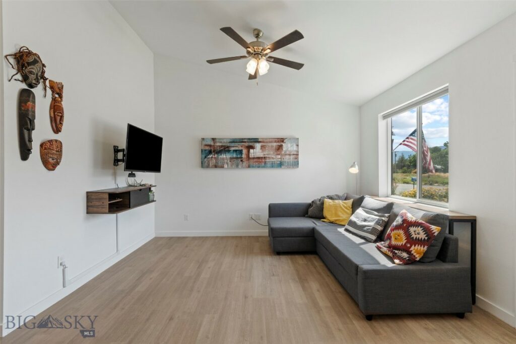 402 Brookline Street, Livingston MT 59047