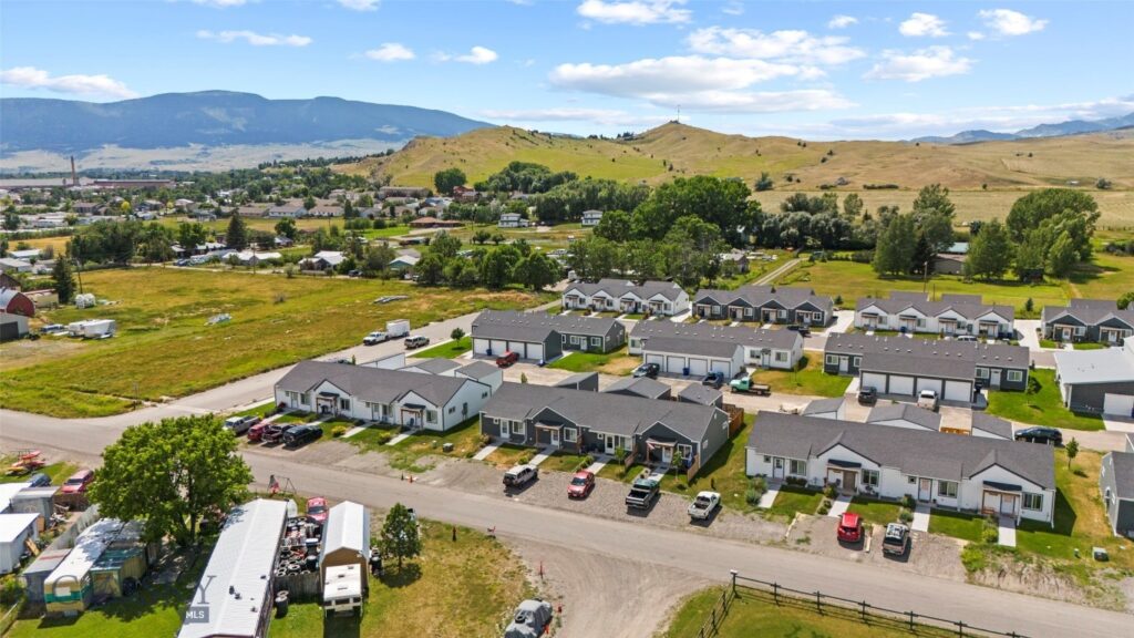 402 Brookline, Livingston MT 59047