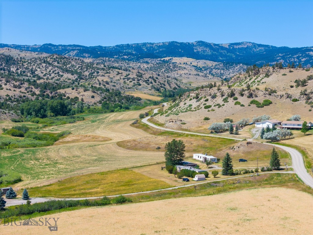 403 Fleshman Creek Road, Livingston MT 59047