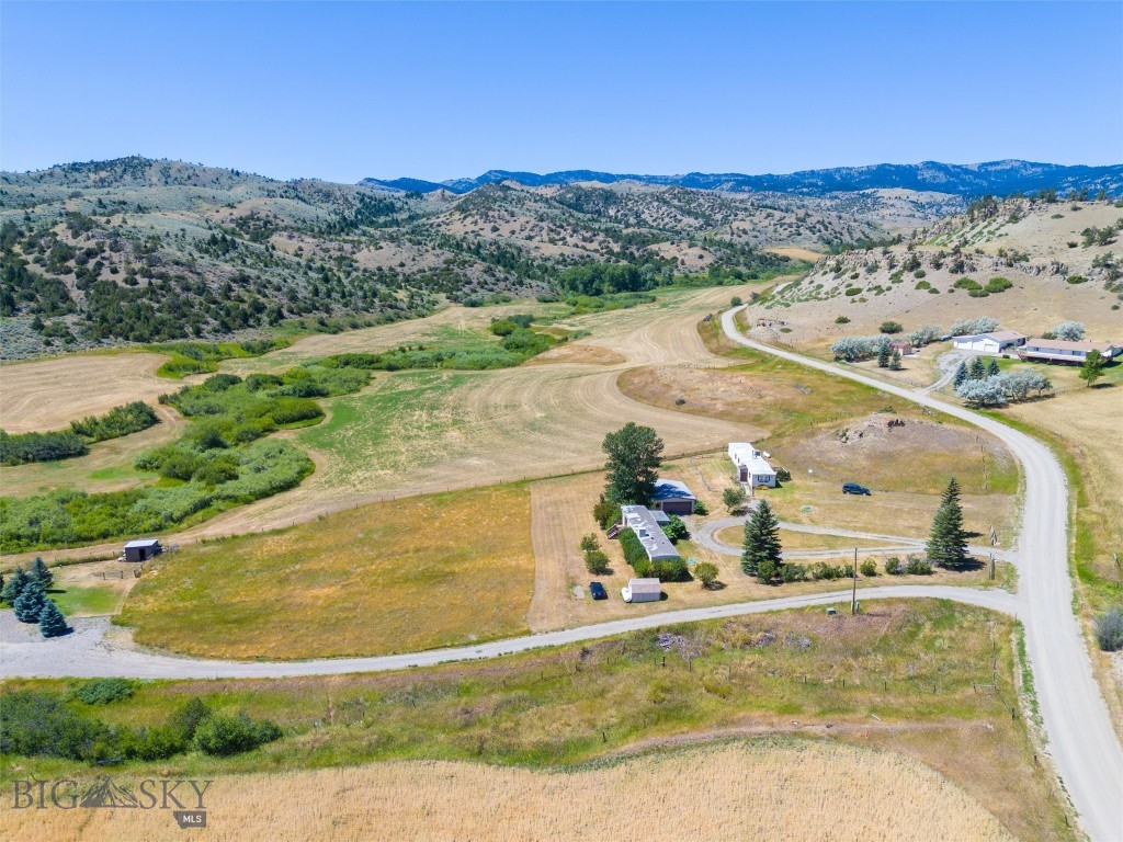 403 Fleshman Creek Road, Livingston MT 59047