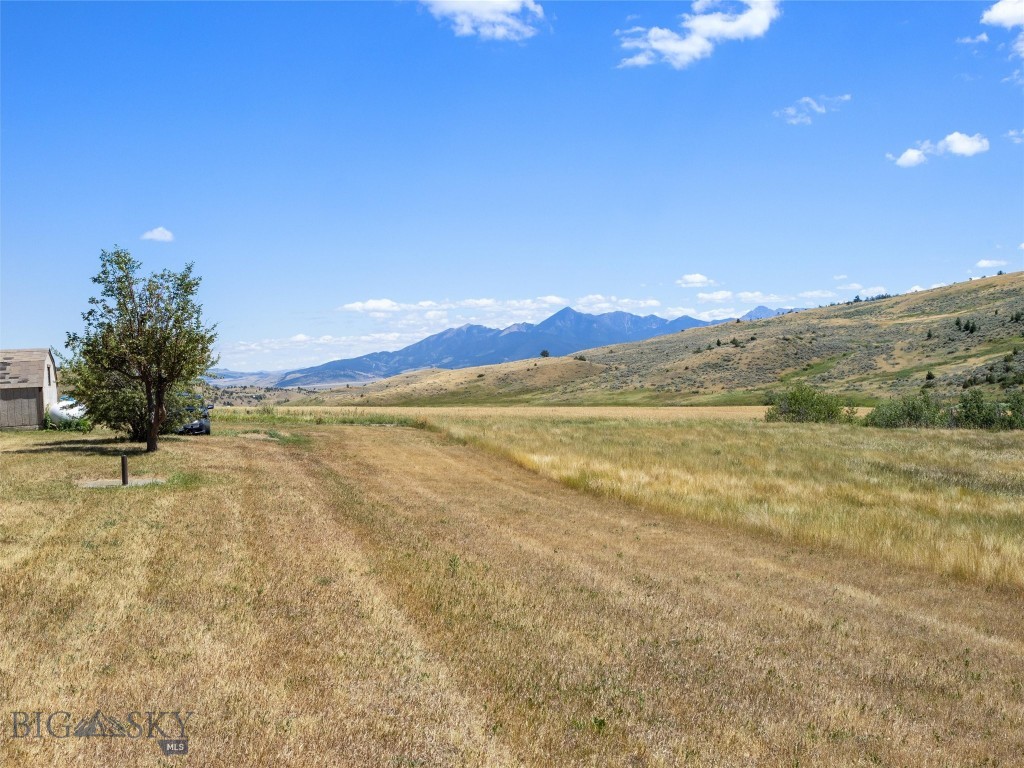 403 Fleshman Creek Road, Livingston MT 59047