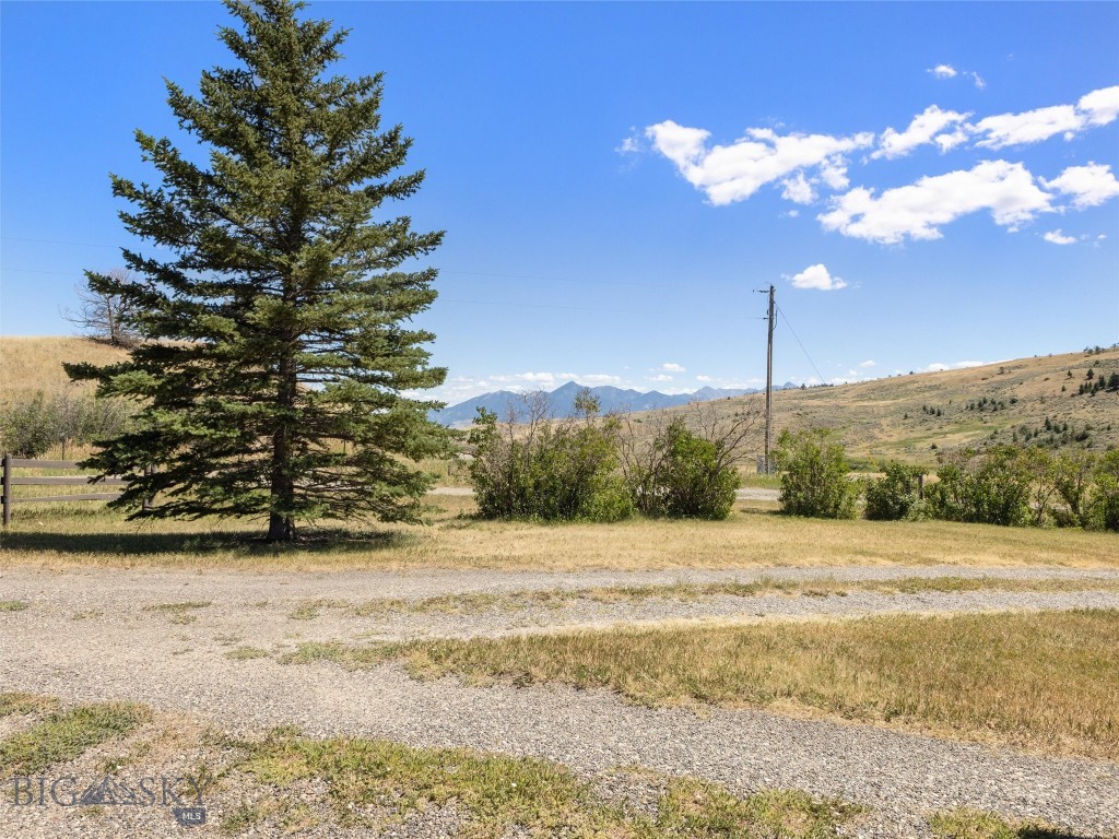 403 Fleshman Creek Road, Livingston MT 59047