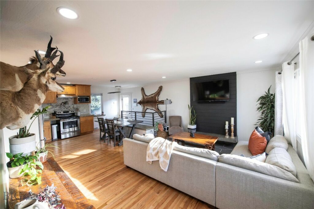 405 N Weaver, Belgrade MT 59714