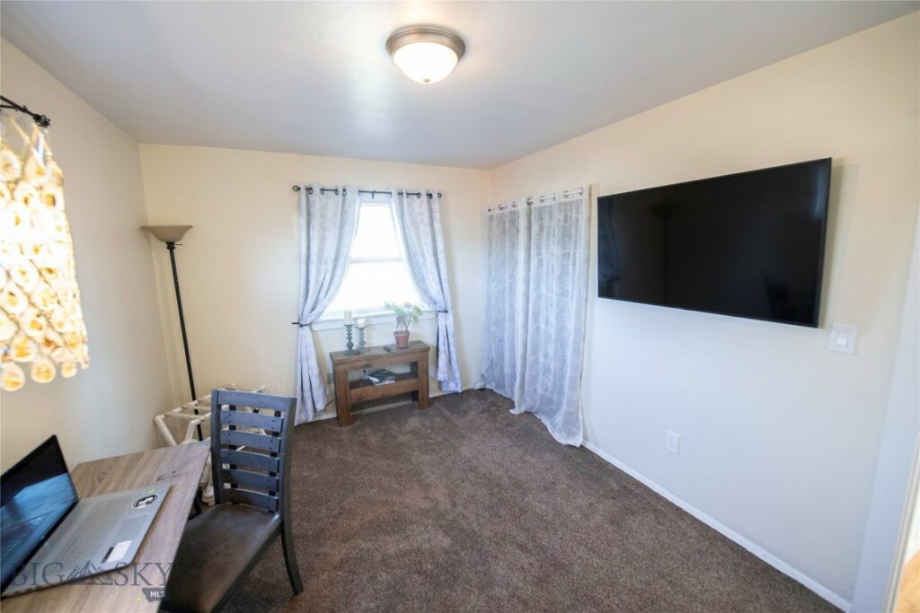405 N Weaver, Belgrade MT 59714