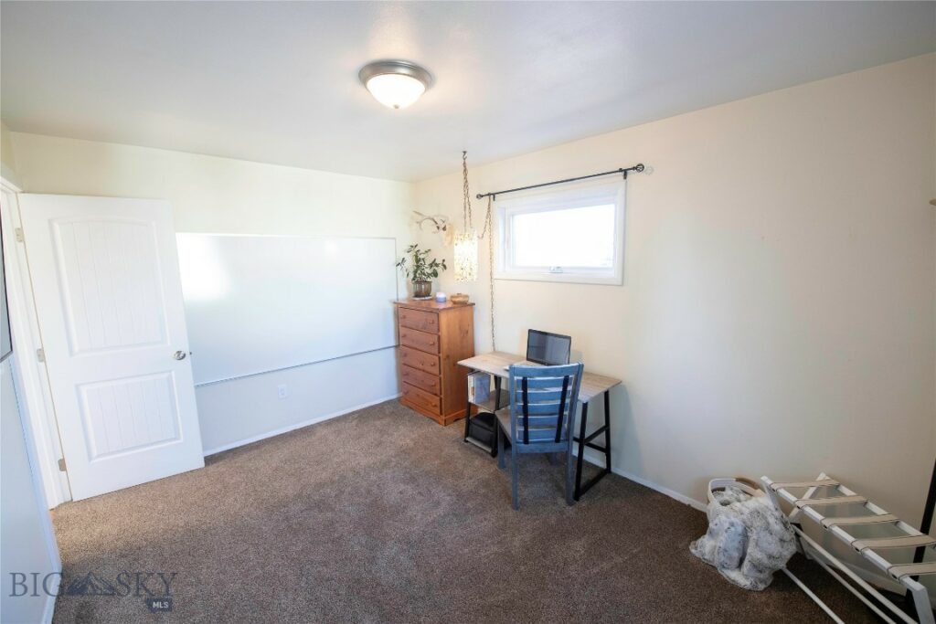 405 N Weaver, Belgrade MT 59714
