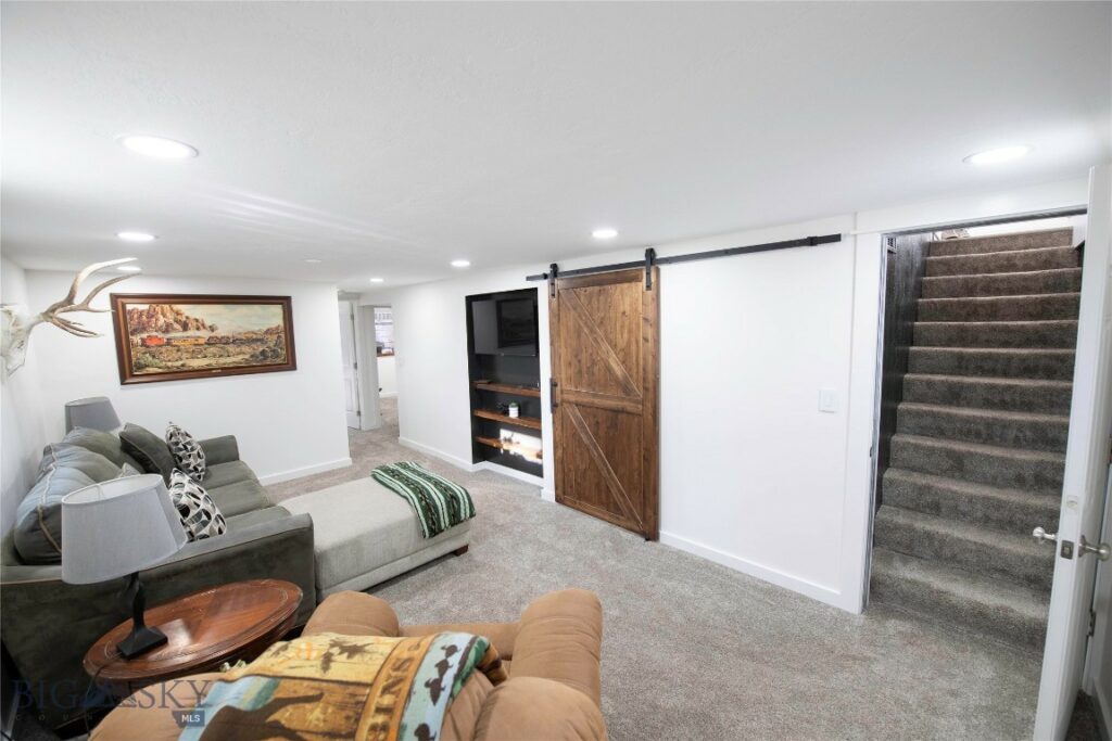 405 N Weaver, Belgrade MT 59714