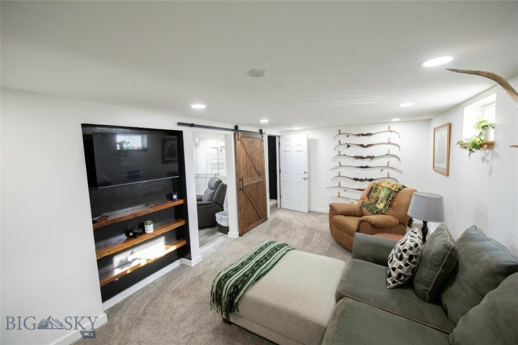 405 N Weaver, Belgrade MT 59714
