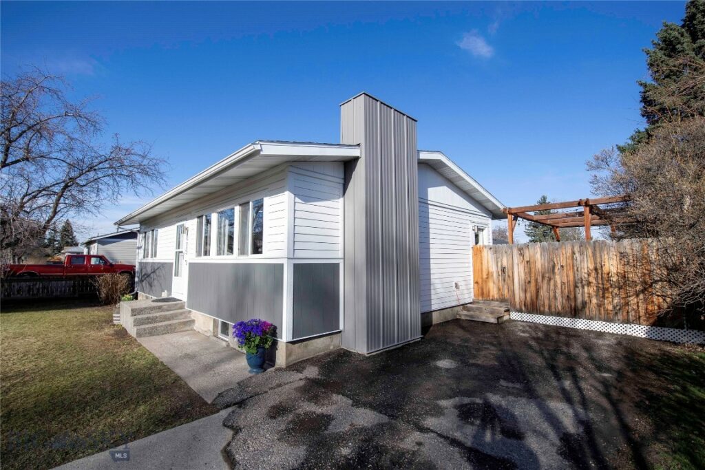 405 N Weaver, Belgrade MT 59714