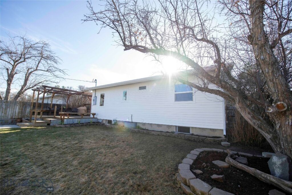 405 N Weaver, Belgrade MT 59714