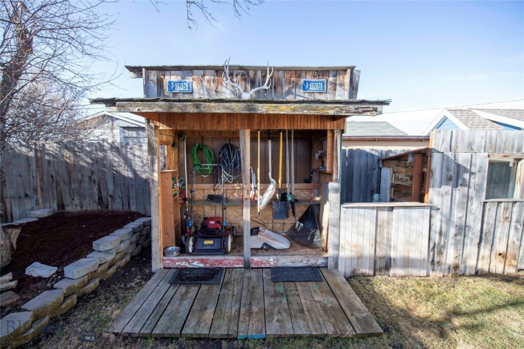 405 N Weaver, Belgrade MT 59714