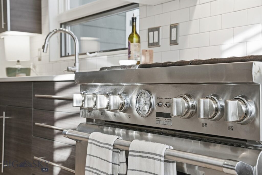 407 Fieldstone Drive, Bozeman MT 59715