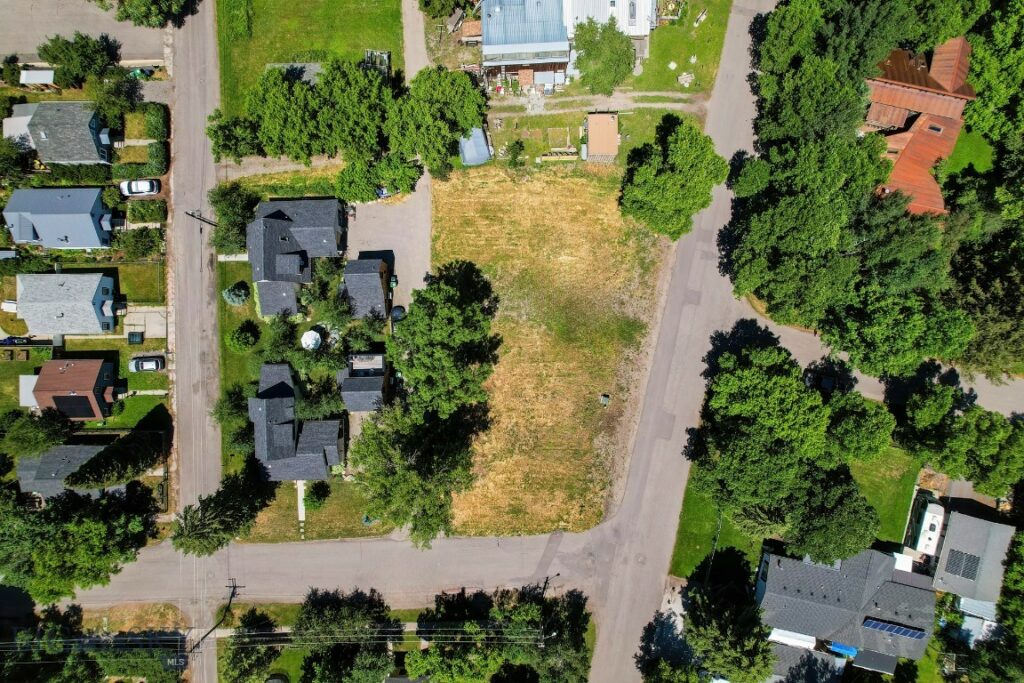 407 N Plum, Bozeman MT 59715