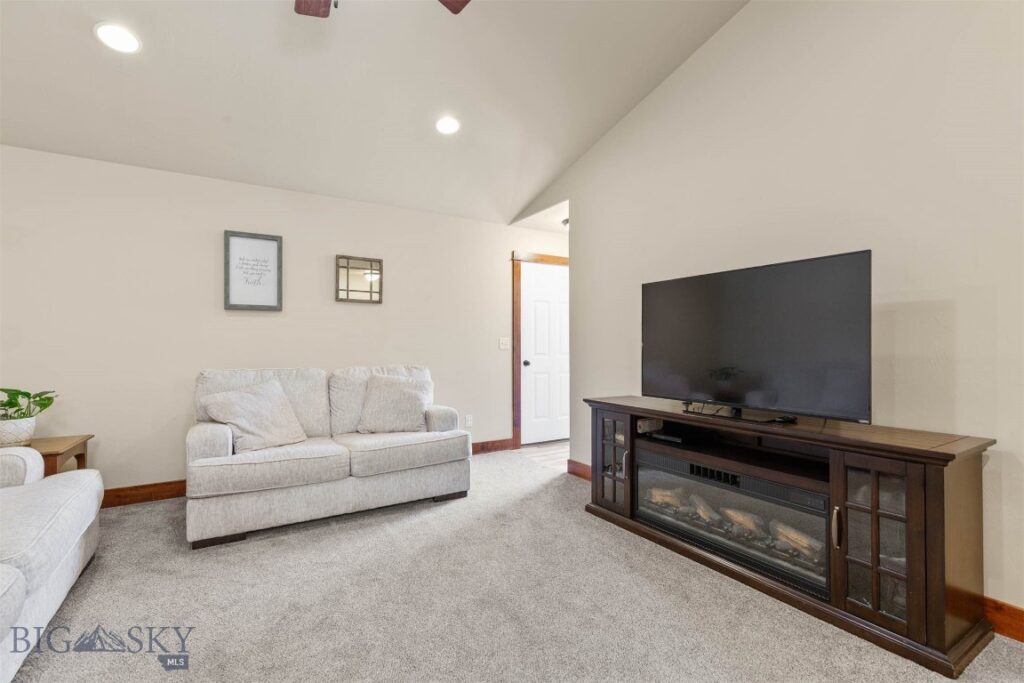 4074 Sunstone Street, Bozeman MT 59718