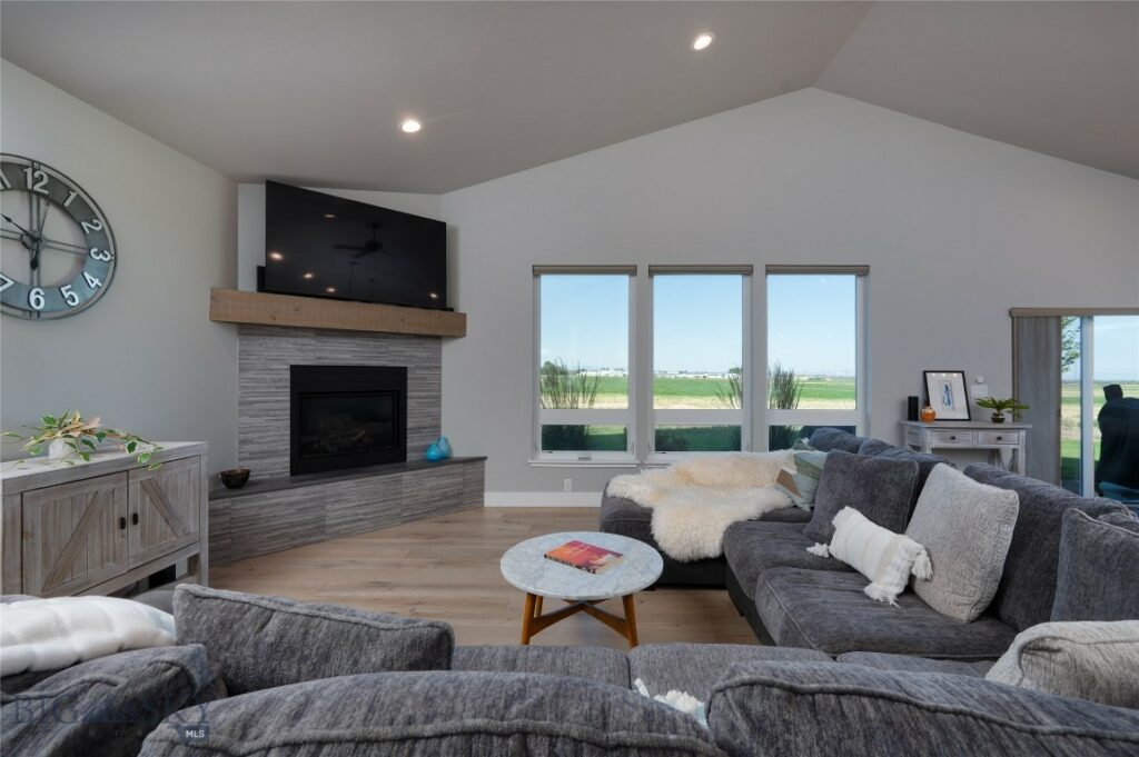 41 Lion Peak Drive, Bozeman MT 59718