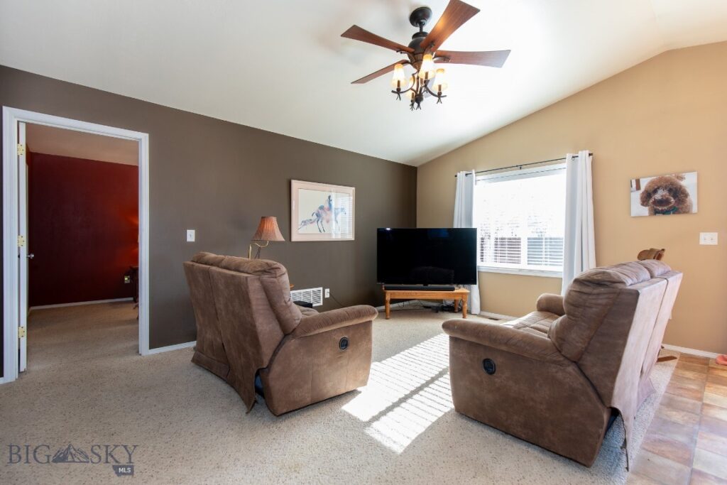 410 N River Rock Drive, Belgrade MT 59714