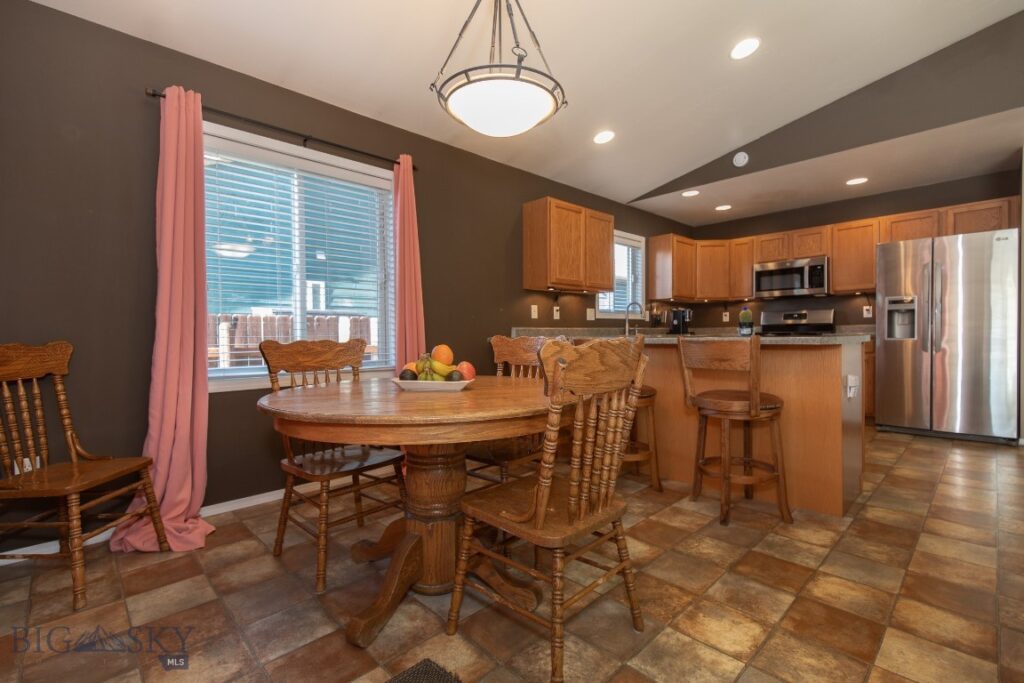 410 N River Rock Drive, Belgrade MT 59714