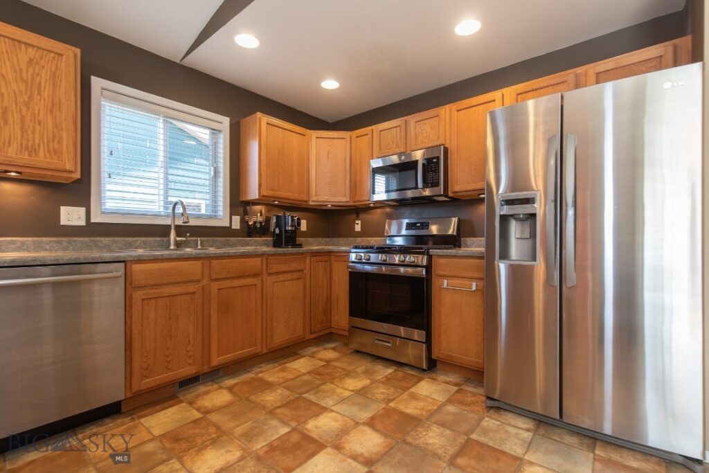 410 N River Rock Drive, Belgrade MT 59714