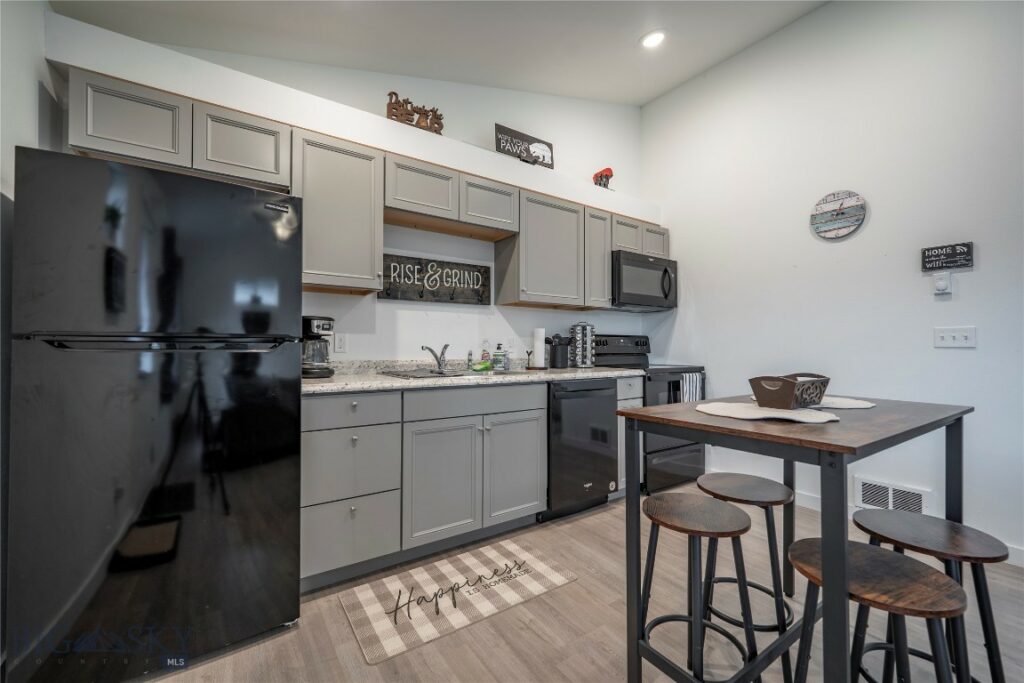 410 Brookline, Livingston MT 59047