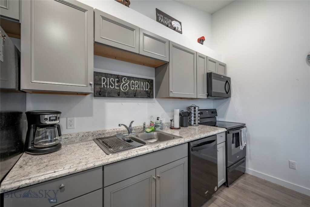 410 Brookline, Livingston MT 59047