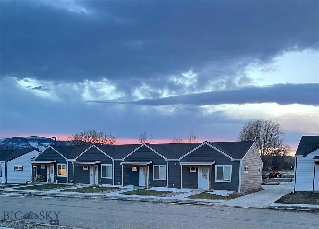 410 Brookline, Livingston MT 59047