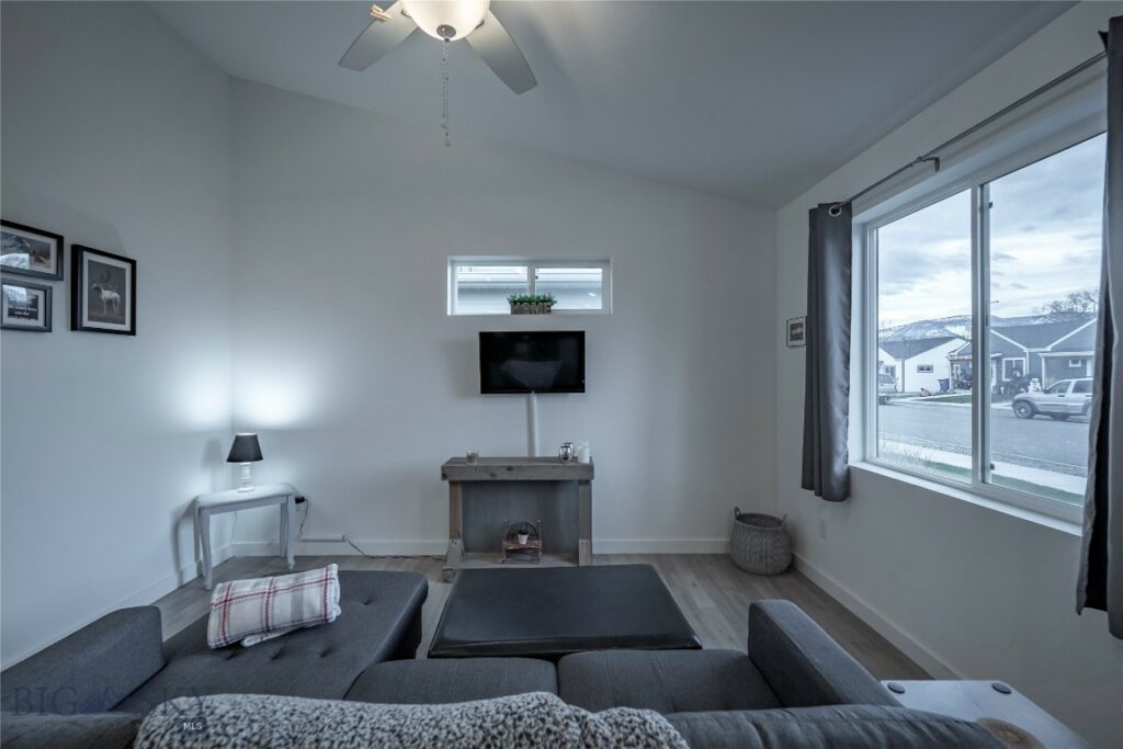 410 Brookline, Livingston MT 59047