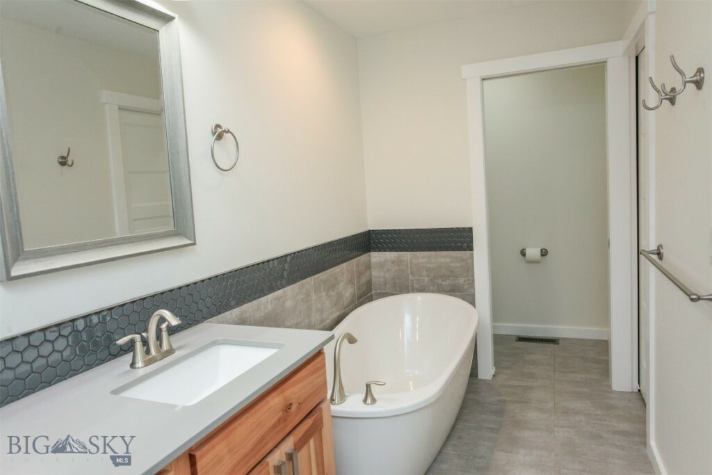 4106 Tanzanite Drive, Bozeman MT 59718