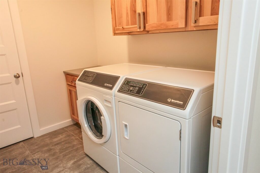 4106 Tanzanite Drive, Bozeman MT 59718