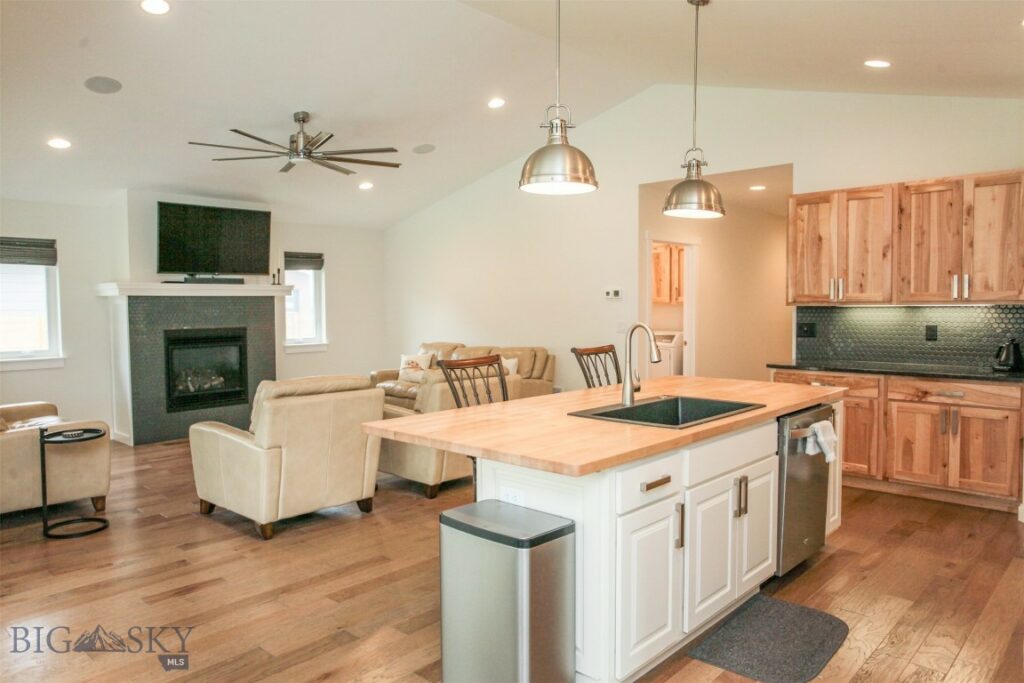4106 Tanzanite Drive, Bozeman MT 59718