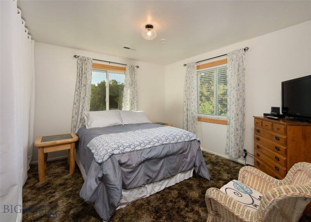 411 S 12th Street, Livingston MT 59047