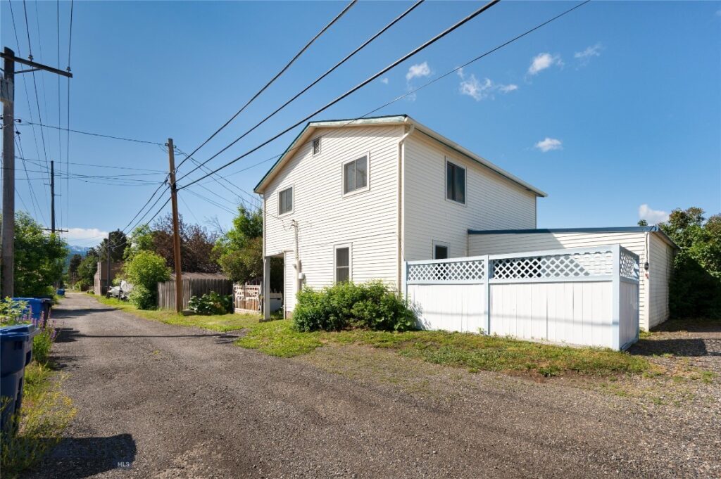 411 S 12th Street, Livingston MT 59047